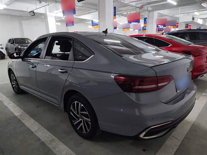 Фото 5 - Volkswagen Lavida