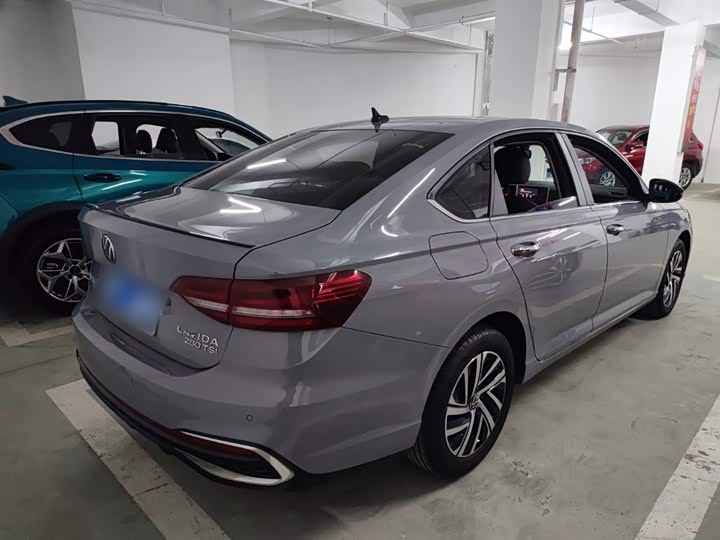 Фото 7 - Volkswagen Lavida