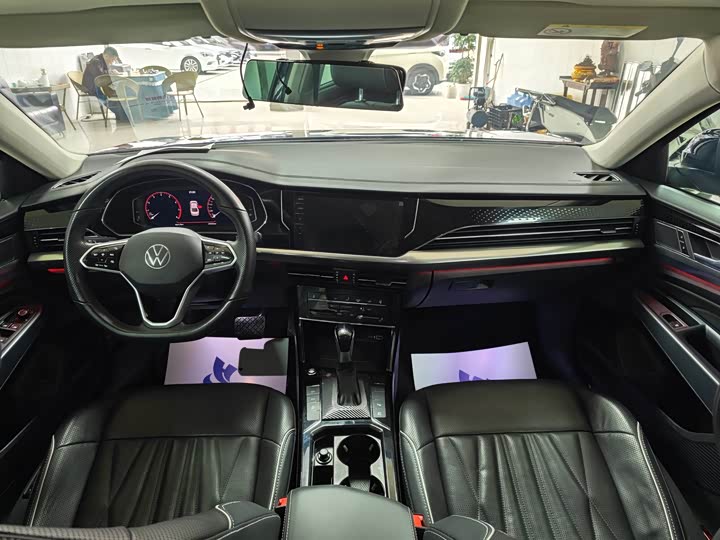 Фото 5 - Volkswagen Passat