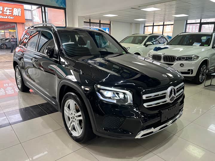 Фото 3 - Mercedes-Benz GLB-Class