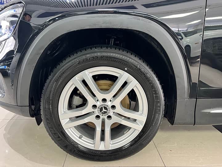 Фото 5 - Mercedes-Benz GLB-Class