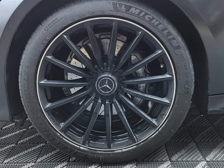 Фото 8 - Mercedes-Benz AMG GT