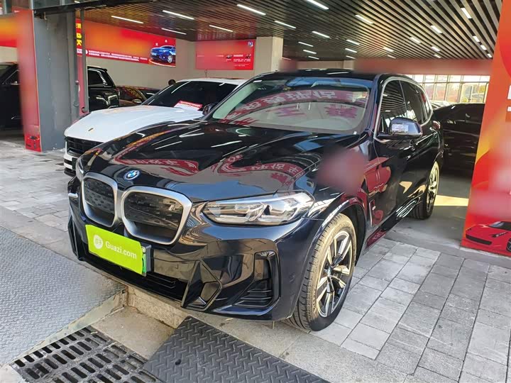 Фото 1 - BMW iX3