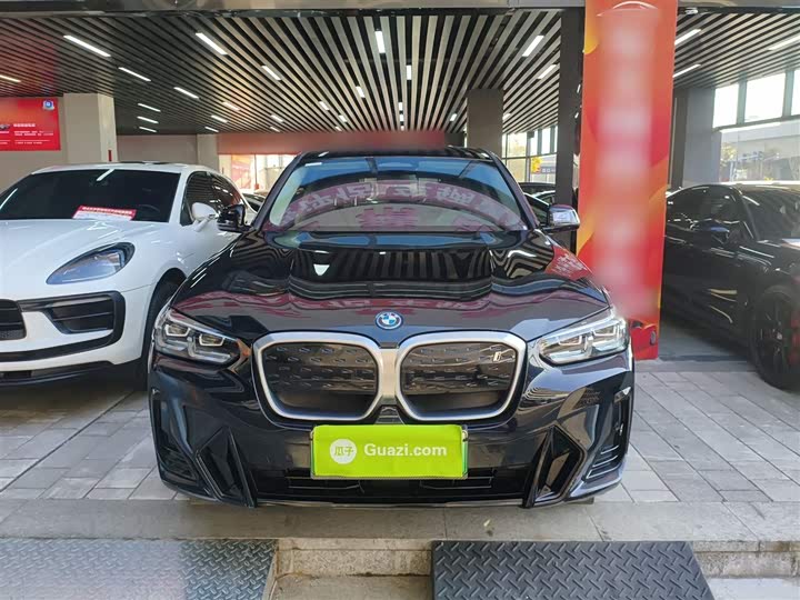 Фото 3 - BMW iX3