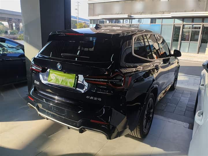 Фото 7 - BMW iX3