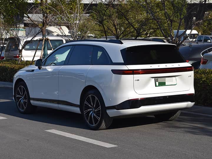 Фото 3 - XPeng G9