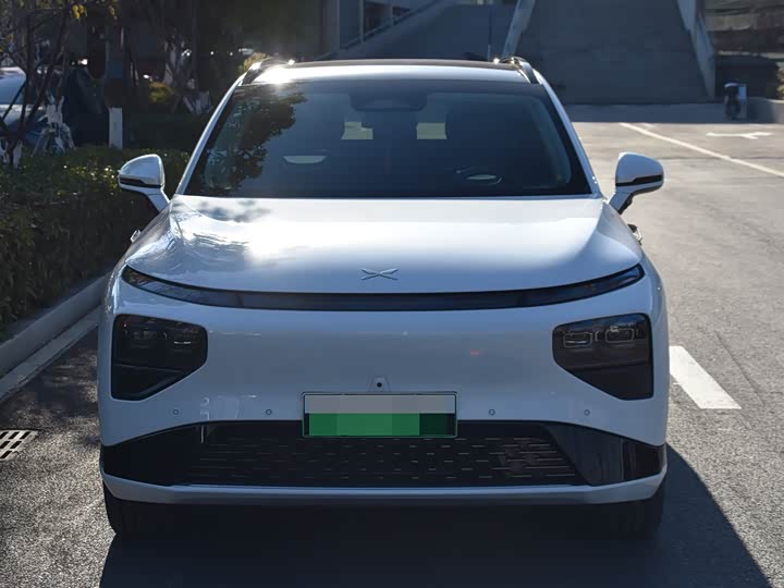 Фото 4 - XPeng G9