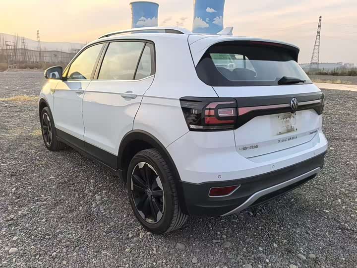 Фото 4 - Volkswagen Tacqua