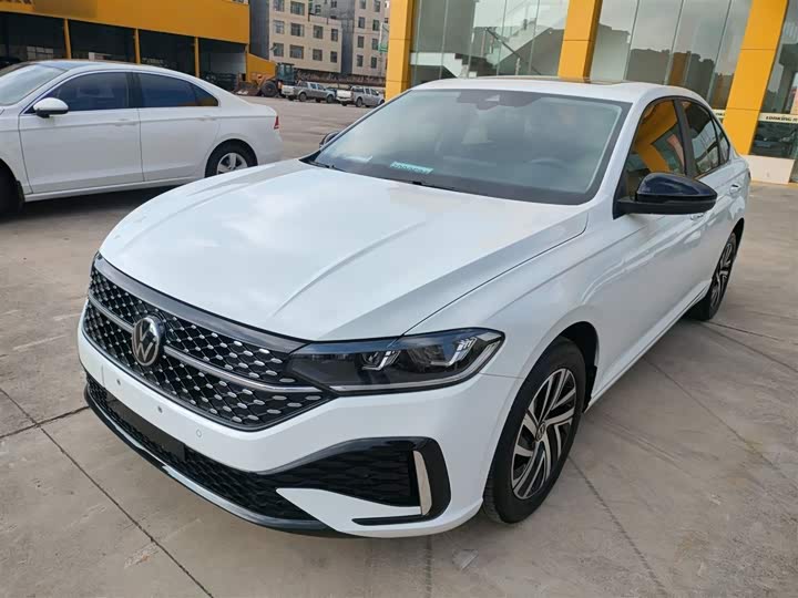 Фото 2 - Volkswagen Lavida