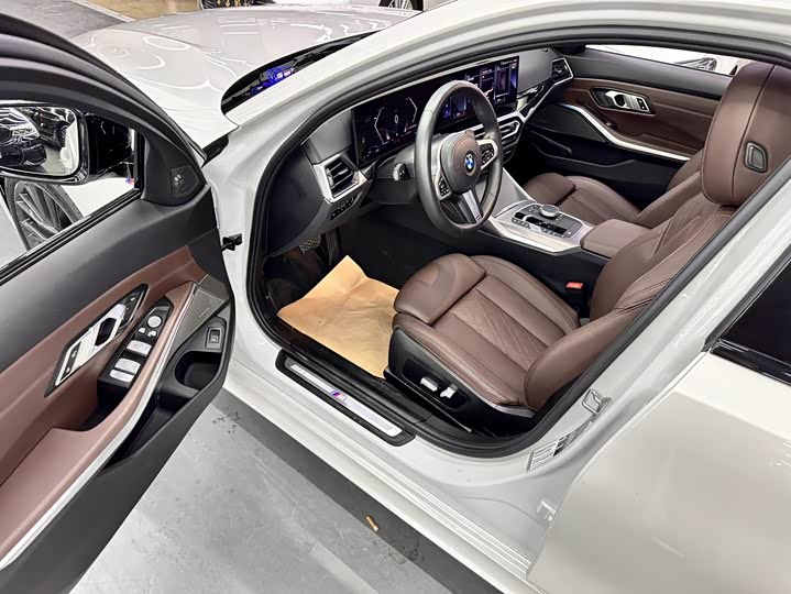 Фото 7 - BMW 3 Series