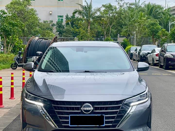 Фото 2 - Nissan Sylphy