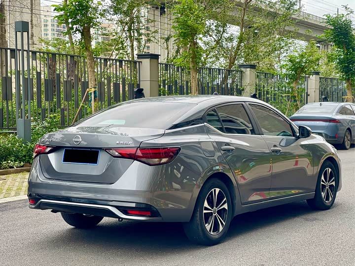 Фото 9 - Nissan Sylphy