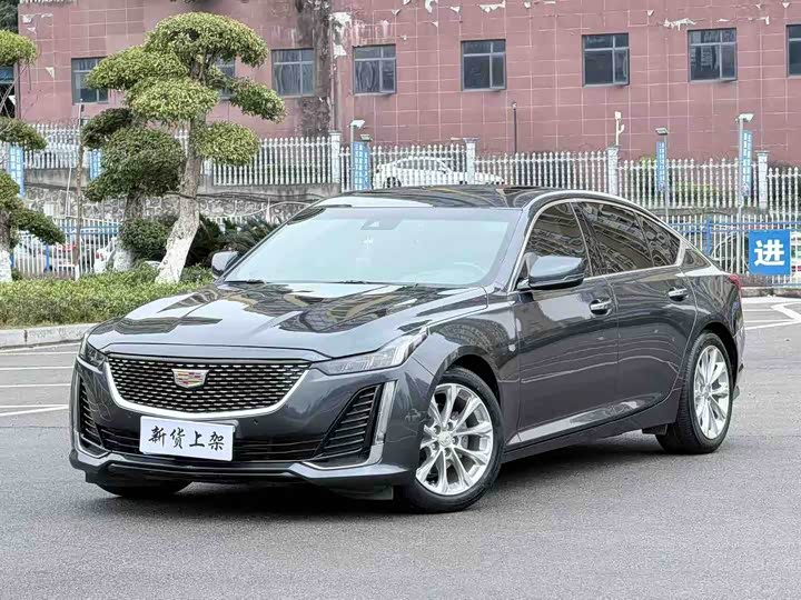 Фото 1 - Cadillac CT5