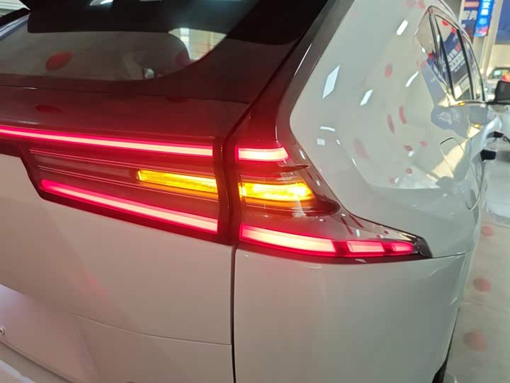 Фото 8 - GAC Trumpchi GS4