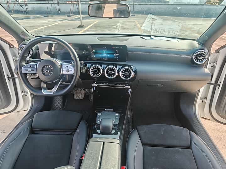 Фото 3 - Mercedes-Benz A-Class