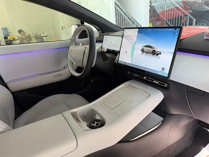 Фото 7 - XPeng F57