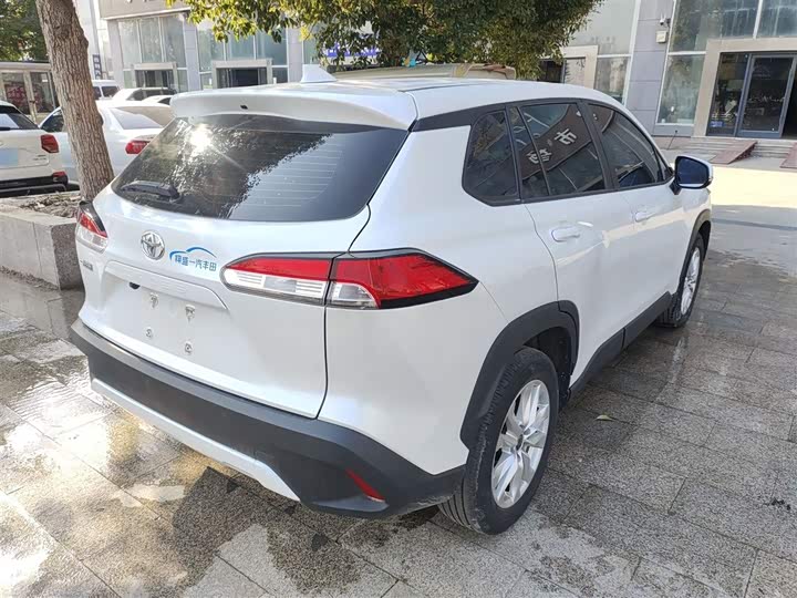 Фото 7 - Toyota Corolla Cross