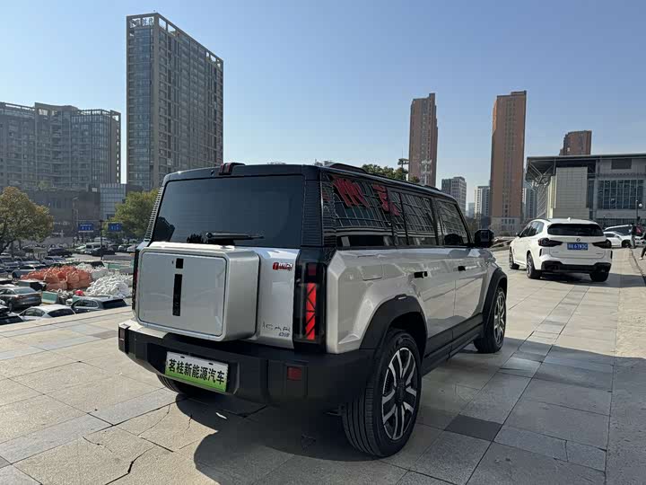 Фото 4 - Chery iCar 03