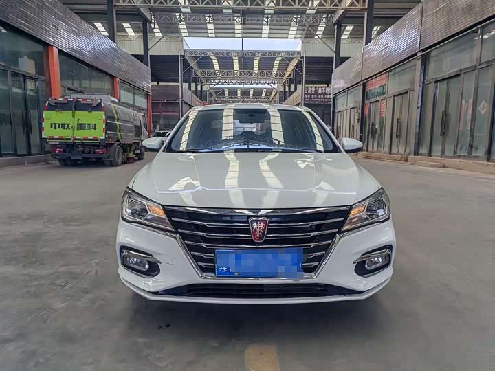 Фото 2 - Roewe i5