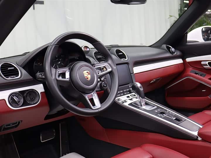 Фото 8 - Porsche 718