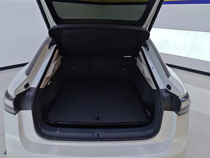 Фото 4 - Volkswagen ID.7 Vizzion