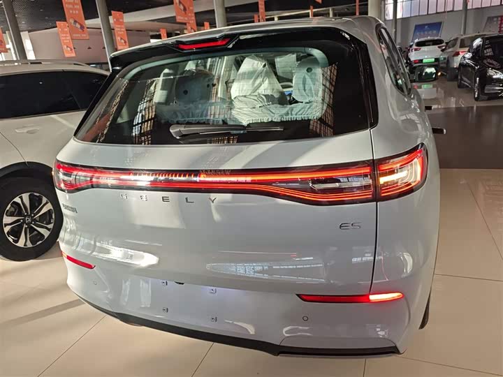 Фото 6 - Geely Galaxy E5