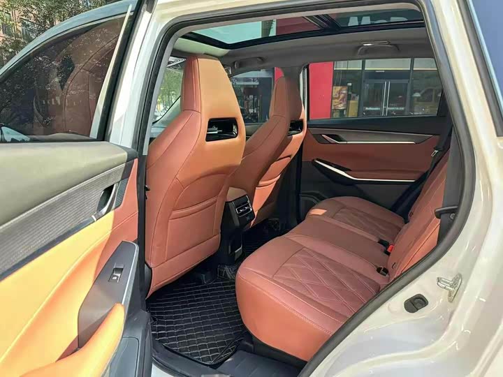 Фото 5 - Changan CS75 Plus