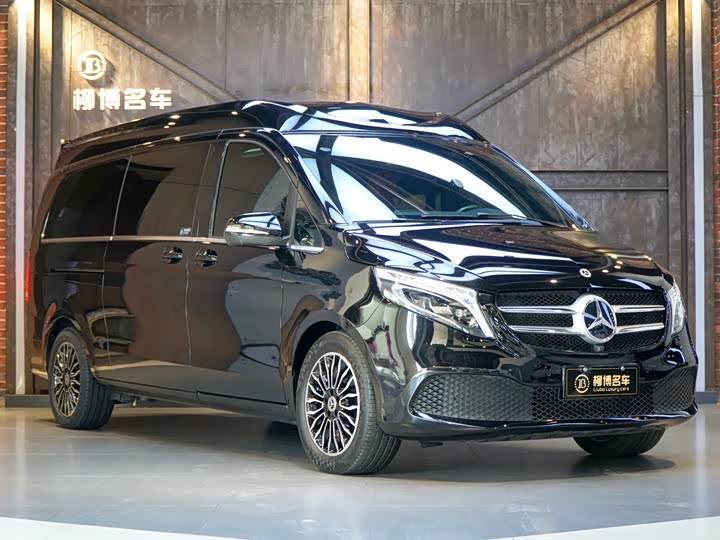 Фото 3 - Mercedes-Benz V-Class