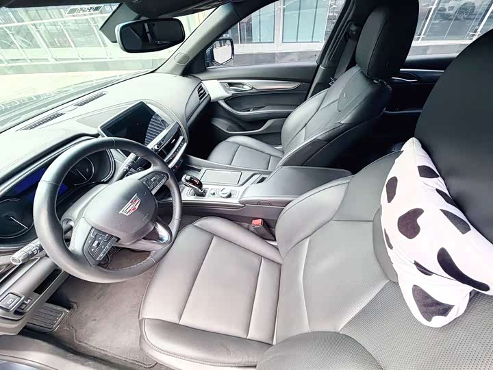 Фото 4 - Cadillac CT5