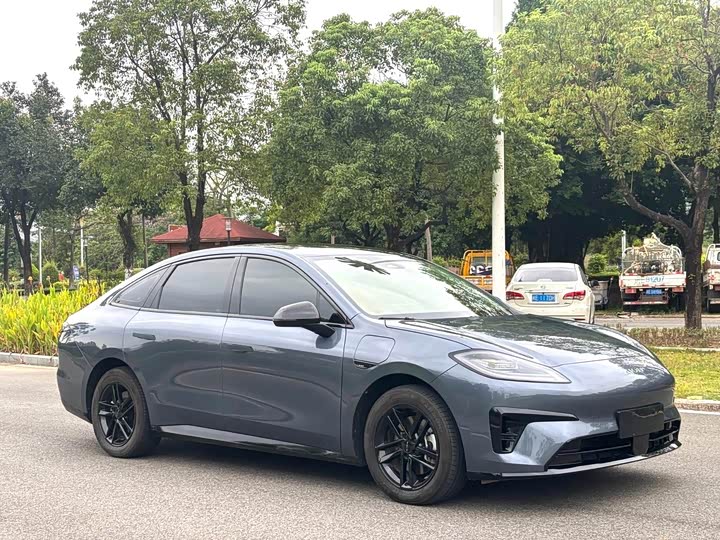 Фото 3 - GAC Aion RT