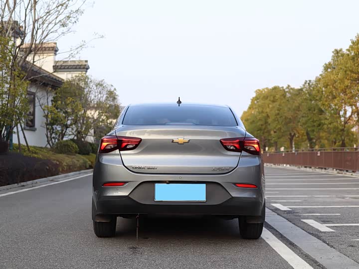 Фото 5 - Chevrolet Onix (Cavalier)