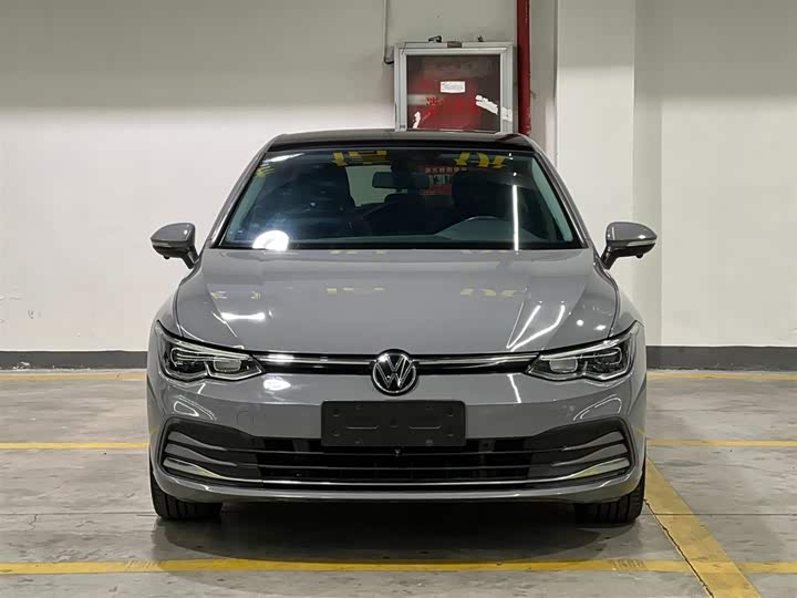 Фото 2 - Volkswagen Golf