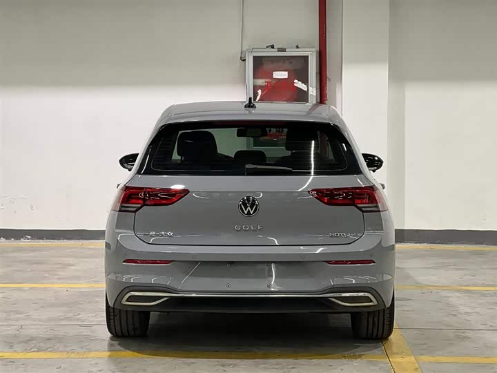 Фото 6 - Volkswagen Golf