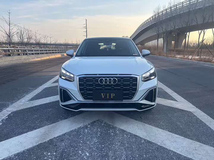 Фото 2 - Audi Q2L