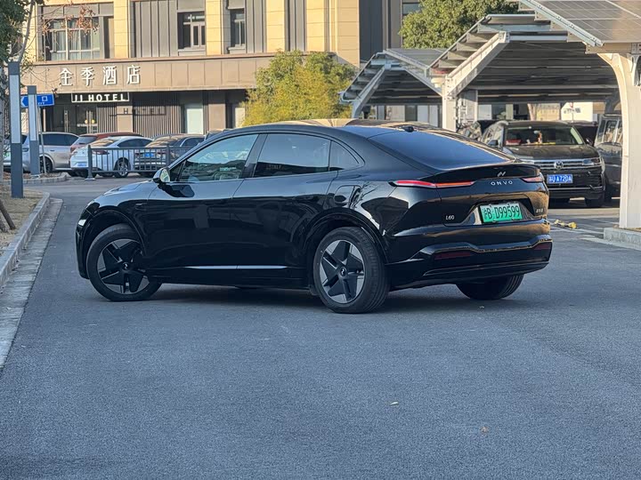 Фото 4 - Nio Onvo L60