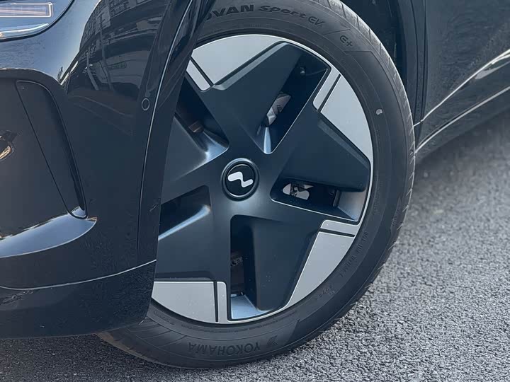 Фото 5 - Nio Onvo L60