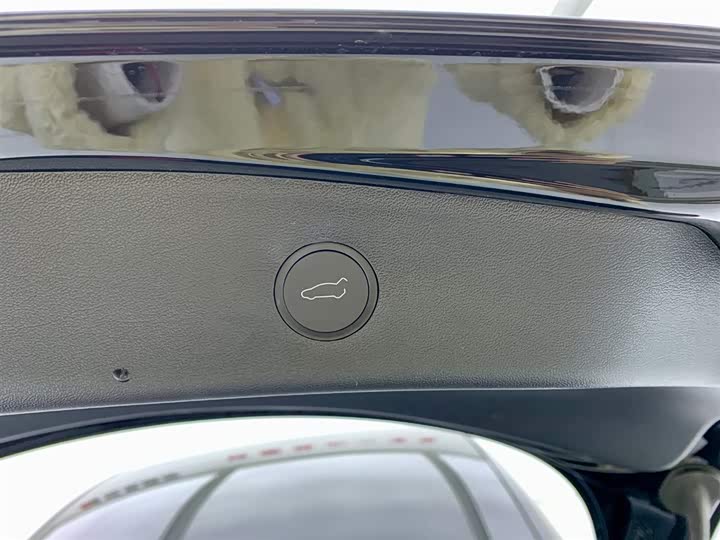 Фото 9 - Tesla Model 3