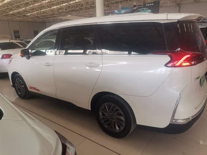 Фото 5 - Maxus G50