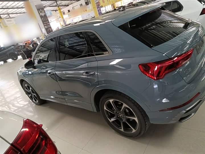 Фото 5 - Audi Q3