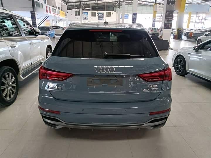 Фото 6 - Audi Q3