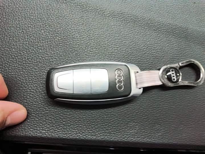 Фото 9 - Audi Q3