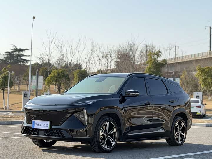 Фото 1 - Geely Galaxy L7