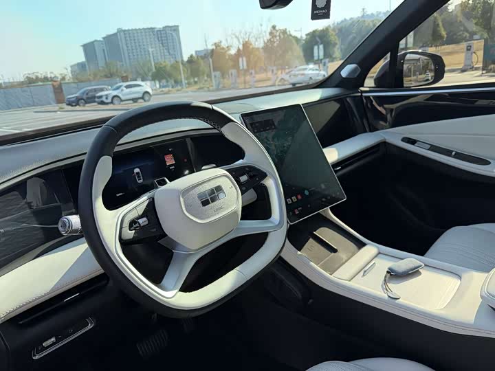 Фото 6 - Geely Galaxy L7