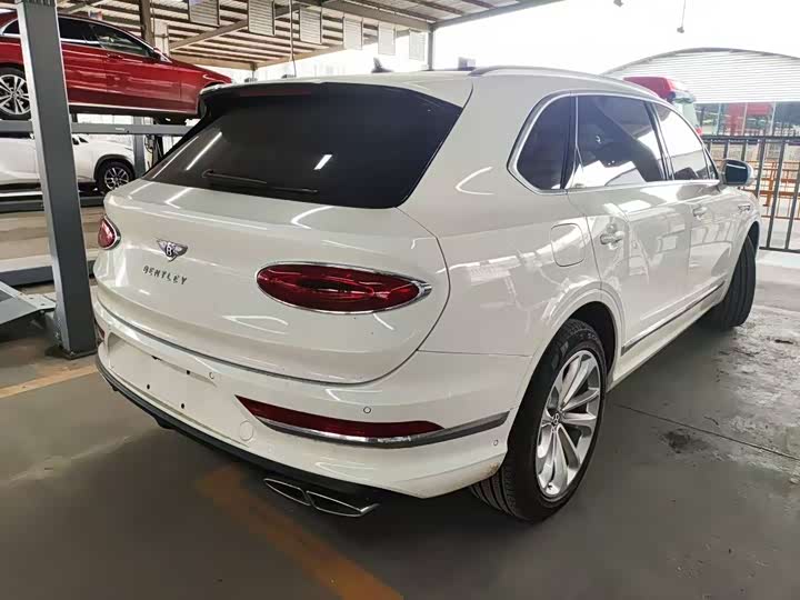 Фото 7 - Bentley Bentayga