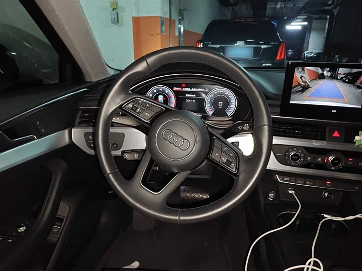 Фото 3 - Audi A4L