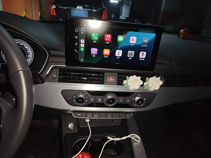 Фото 6 - Audi A4L