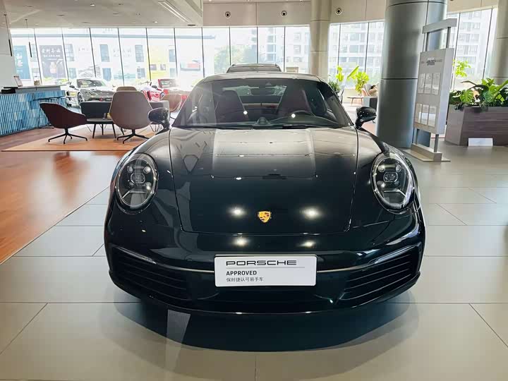 Фото 4 - Porsche 911