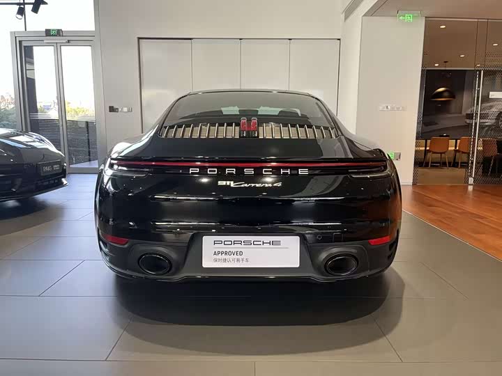 Фото 5 - Porsche 911