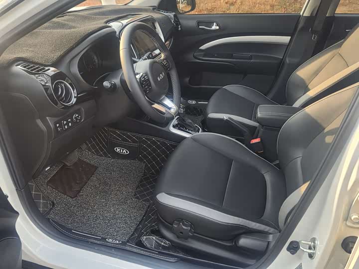 Фото 7 - Kia KX1