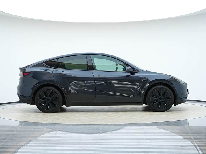 Фото 5 - Tesla Model Y